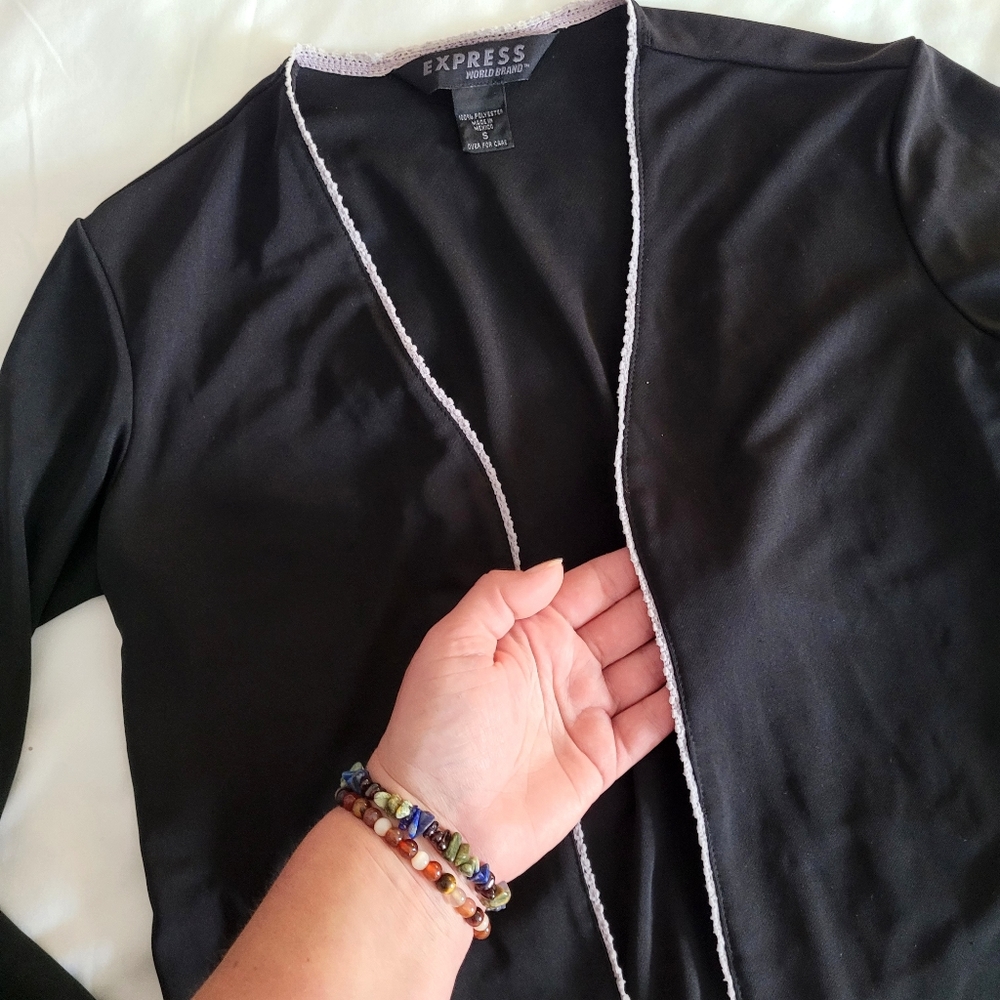 Express cover up jacket - Picture 3 of 5